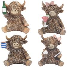 Highland Cow Ornament Holding
