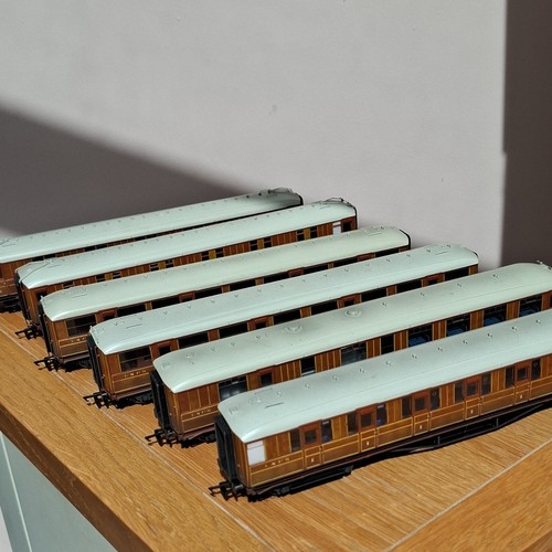 Hornby coach lner - hornby, plank