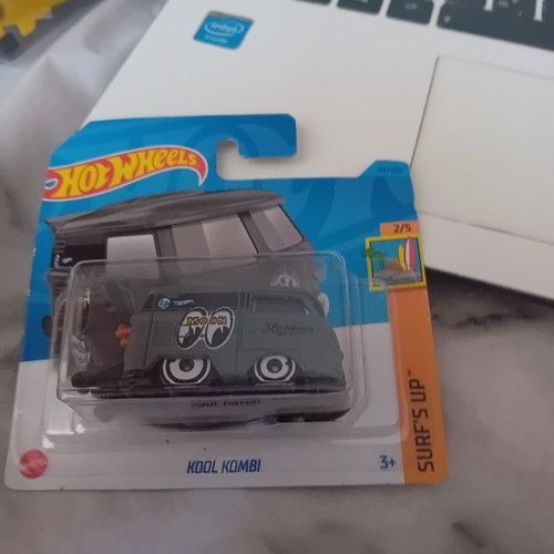 Hot wheels kool - kombi, mooneyes