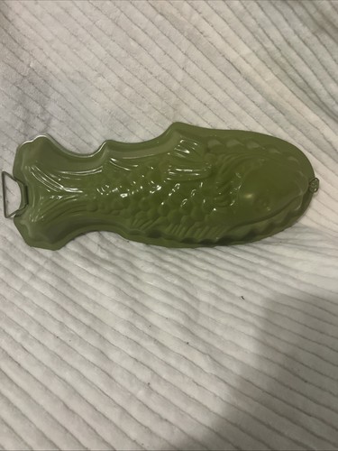 Aluminium green fish form - green,