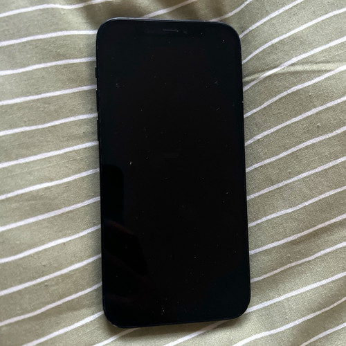 Apple iphone 64gb excellent - 12,