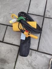 Yale 110v Long Drop 250kg
