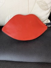 LULU GUINNESS Red Lips