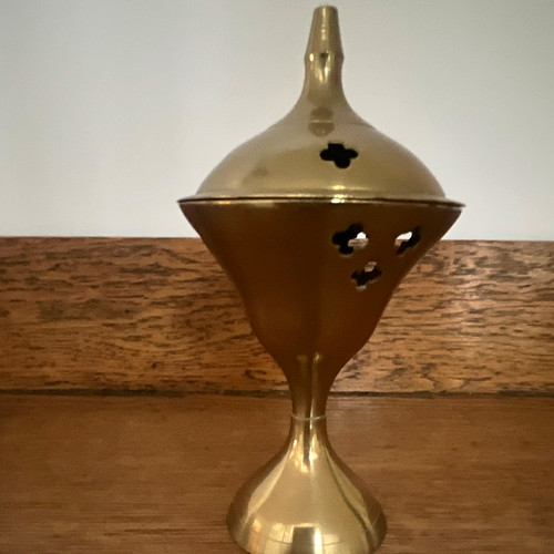 Brass lidded vase urn - lidded, vase/urn