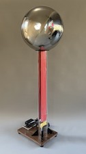 Van De Graaff Generator Tesla