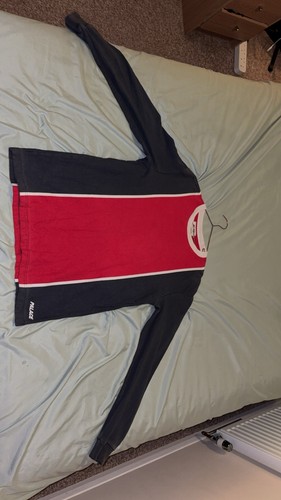 Palace size large jumper - size,
