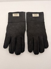 UGG Men’s Sheepskin Black