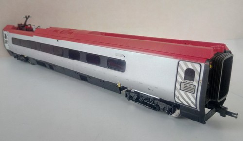 Hornby gauge class 390 - br,