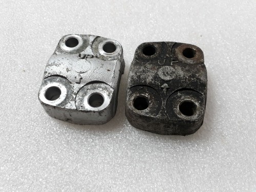 Front fork axle - retaining, cap