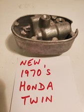  HONDA TWIN 1970s 250cc ? Cam Shaft Bearing End Cap Tacho Housing 