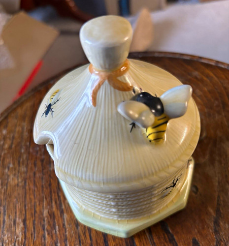 Ceramic bee pattern - bee,