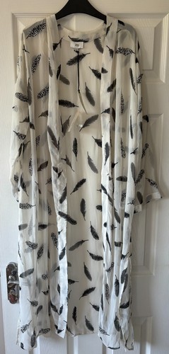 Bnwt chiffon feather - chiffon,