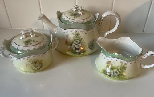Porcelain tea set soft green - tea,