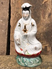 Chinese Jingdezhen Porcelain Kwan Yin Buddha Buddhism Buddhist Shrine Statue