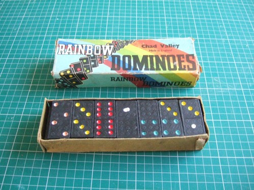 Dominoes set - dominoes,