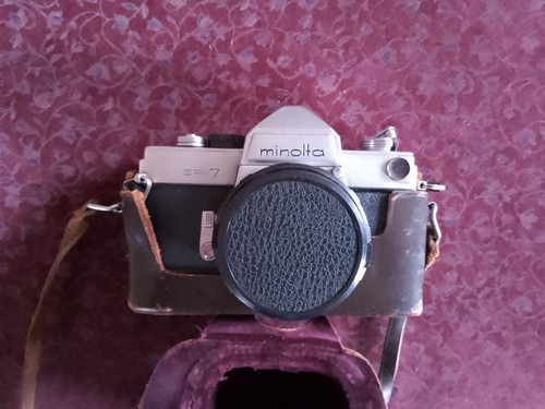 Minolta 35mm slr film - sr-7,