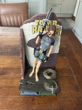 Retro Tomb Raider Lara Croft Wetsuit Figure Statue - Eidos / Playmates 1998