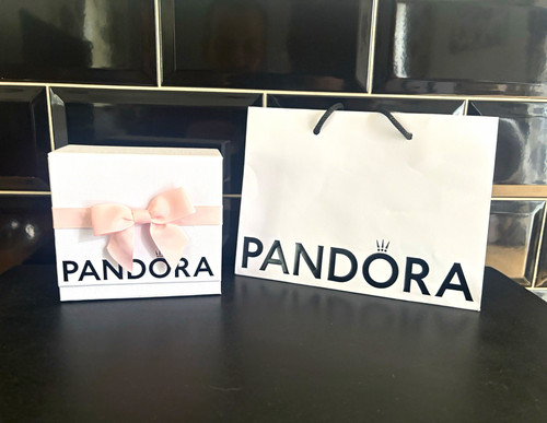 Pandora white square gift box - white,