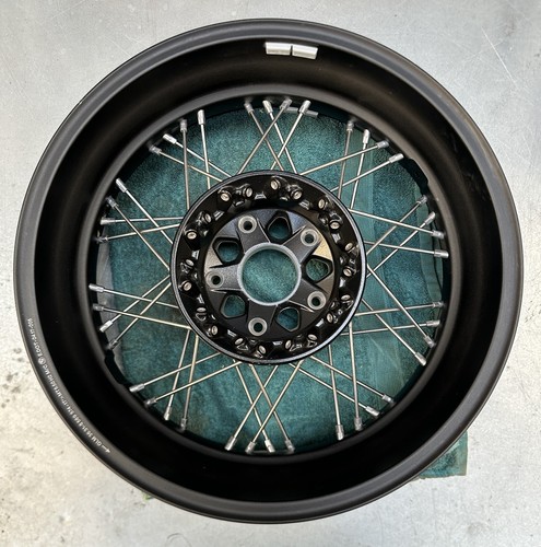 Mint condition bmw r9t rear - condition,