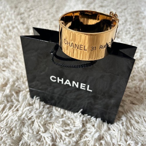 Rare chanel vintage gold - chanel,