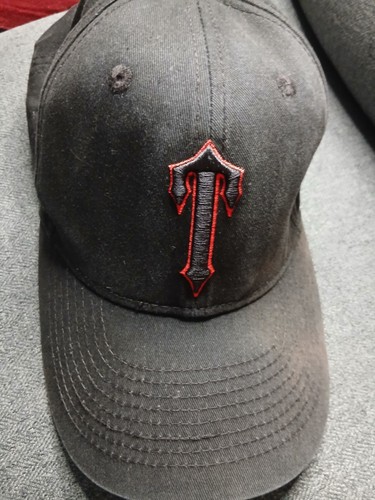Black trapstsr cap - black,