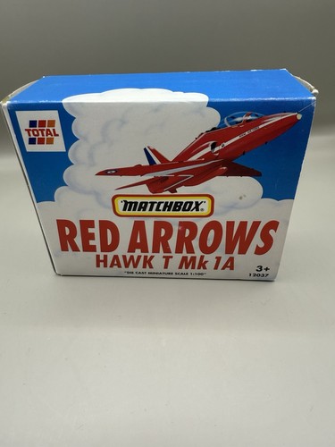 Red arrows hawk - red, mk