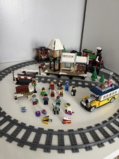 Lego 10254 & 10259 Winter Holiday Train And Village Station