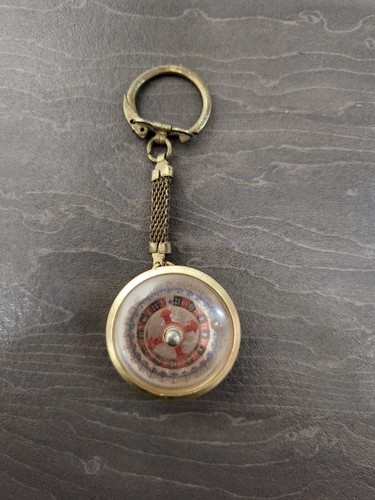 Roulette keyring vintage rare - roulette,