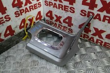 BFD016341 2014 NISSAN NAVARA D40 OUTLAW 3.0 V6 AUTO GEAR SELECTOR SURROUND