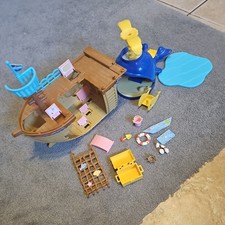 Sylvanian Families Adventure Treasure Ship Boat and Splash and Play Whale 