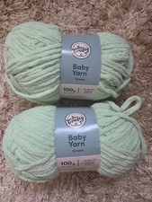 2 X Balls Of Green So Crafty