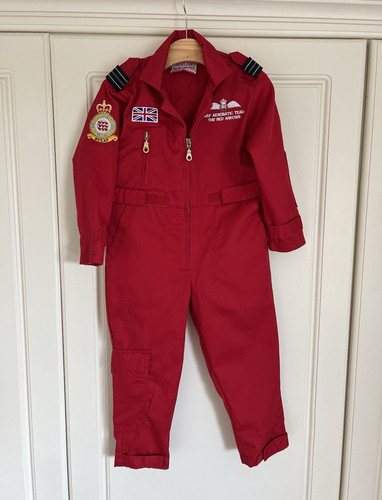 Royal air force red arrows - royal,