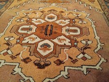 Traditional Rug 140 x 200 cm