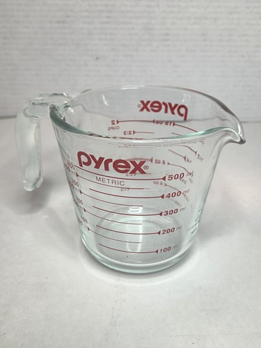 Pyrex cup measuring - pyrex,