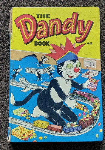 The dandy book 1976 slight - book,