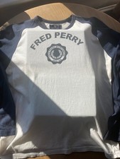 Used Small Fred Perry long