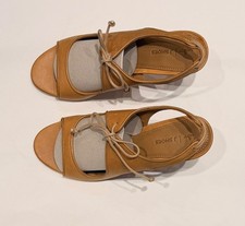 Women's J.Shoes - Flora Toe