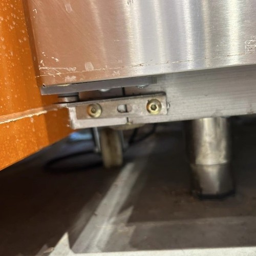 Automatic closing fridge - automatic,