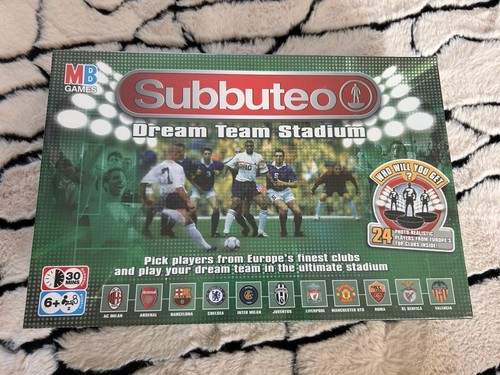 Subbuteo dream team stadium - team, mb