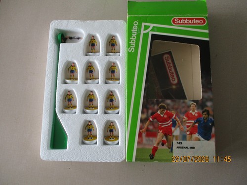 Subbuteo lightweight team 743 - subbuteo,