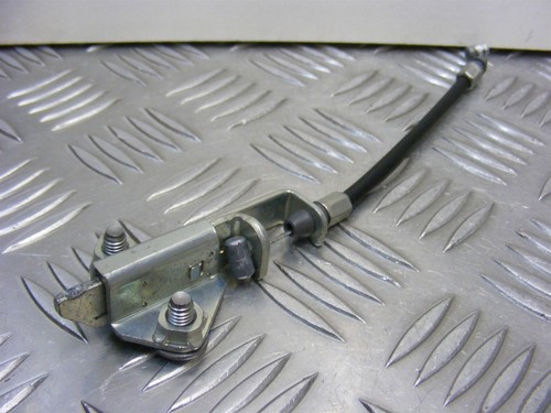 Kawasaki 900 seat catch - 900, rs
