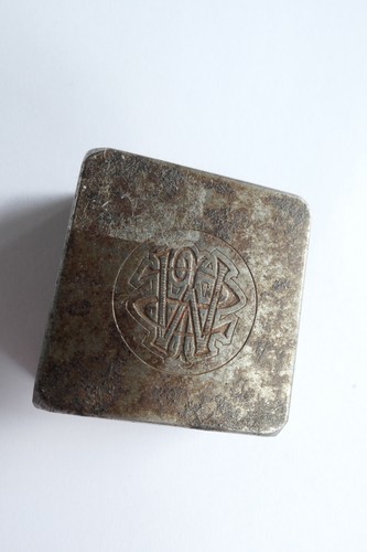 Antique vintage steel iron - vintage,