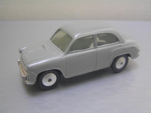 Corgi toys 202 - toys, cowley