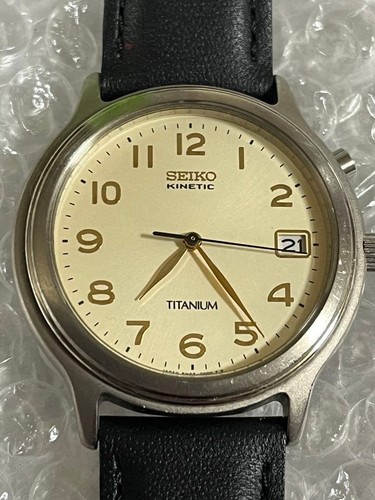 Seiko kinetic titanium watch - titanium,