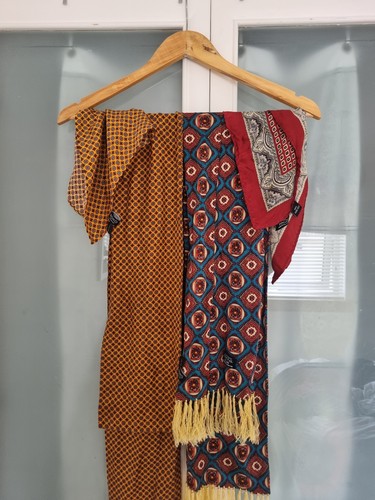 Tootal and soho - soho, scarves