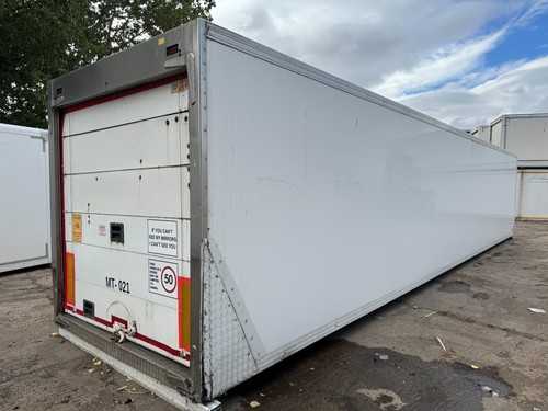 Insulated shipping container