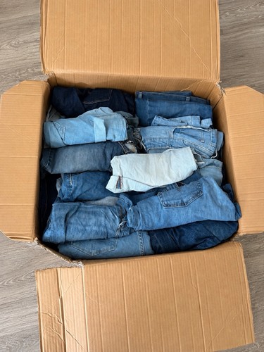 Pairs levi denim - 85,