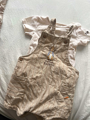 Peter rabbit beige - x,