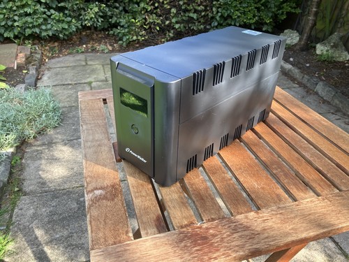 Powerwalker 2200 iec uk - sh,