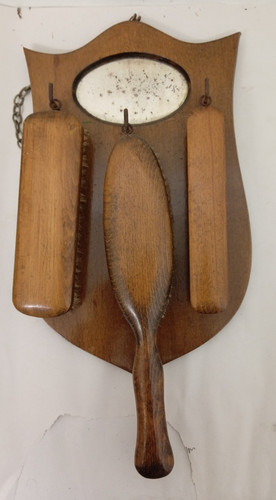 Vintage wooden wall hanging - wooden,